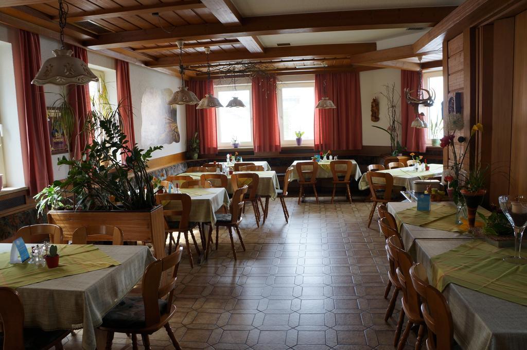 Gasthof Goldene Krone ゼルビッツ エクステリア 写真